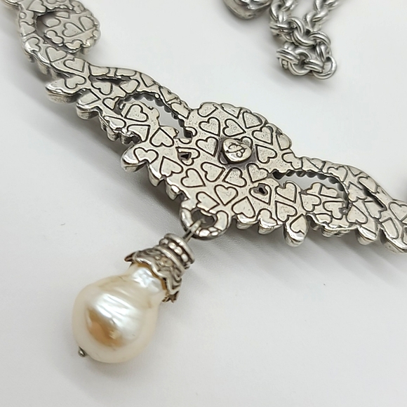 Brighton Rare "VICTORIAN BAROQUE" Openwork Filigree Neck w Glass Pearl Drop! - Picture 10 of 12